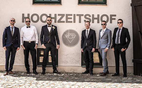 065-hochzeit-anne-tobi-Boygroup-0475