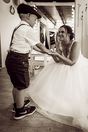 065-hochzeit-anne-tobi-Getting ready Anne-0519