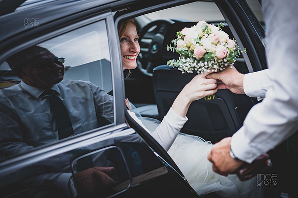 069-hochzeit-lidwina-justin-autofahrt-0128