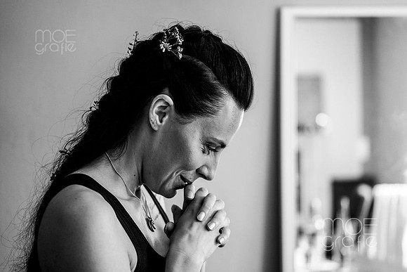 21 - 031-franzi-carsten-getting ready Braut-0411