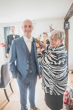 064-hochzeit-helena-matthias-vorbereitungen-1055