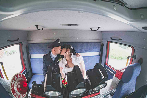 035-hochzeit-claudi-tobi-autofahrt-033