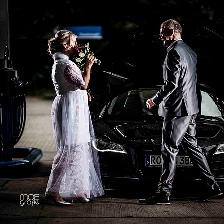 100-hochzeit-daniela-matthias-Set Tankstelle-069