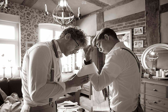 053-hochzeit-Christin-Dennis-vorbereitungen-0201