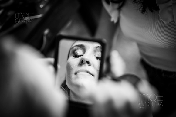 051-claudia-robin-getting ready Braut-0134